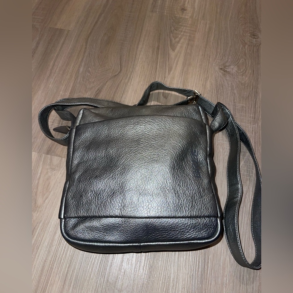 BREE DARK SILVER CROSS BODY BAG
